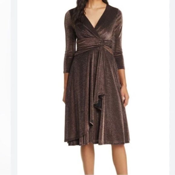 NWT Eliza J Dress Metallic Brown Long Sleeve
Faux Wrap Cocktail-U12 - Picture 1 of 4